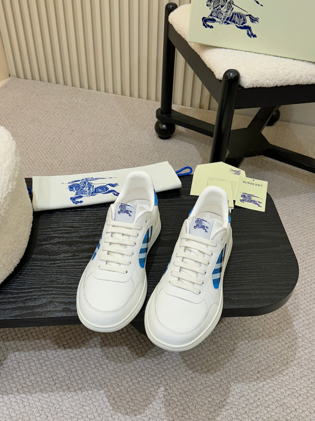 TB Unisex Sneaker 1825120502