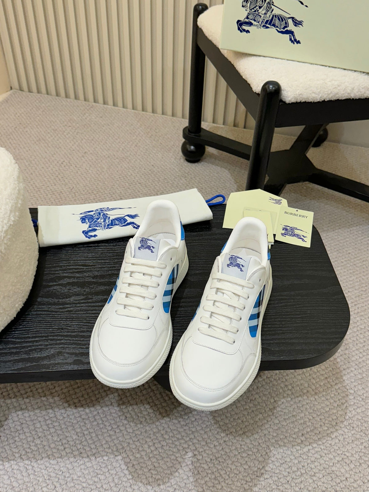 TB Unisex Sneaker 1825120502