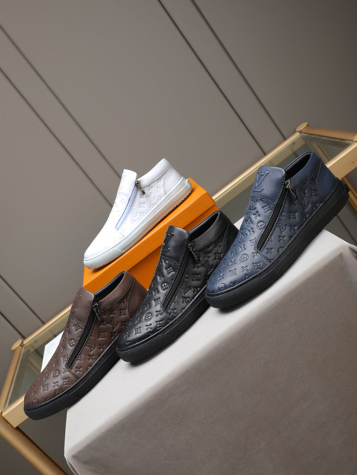 VV Zippered casual sneakers 1825122511