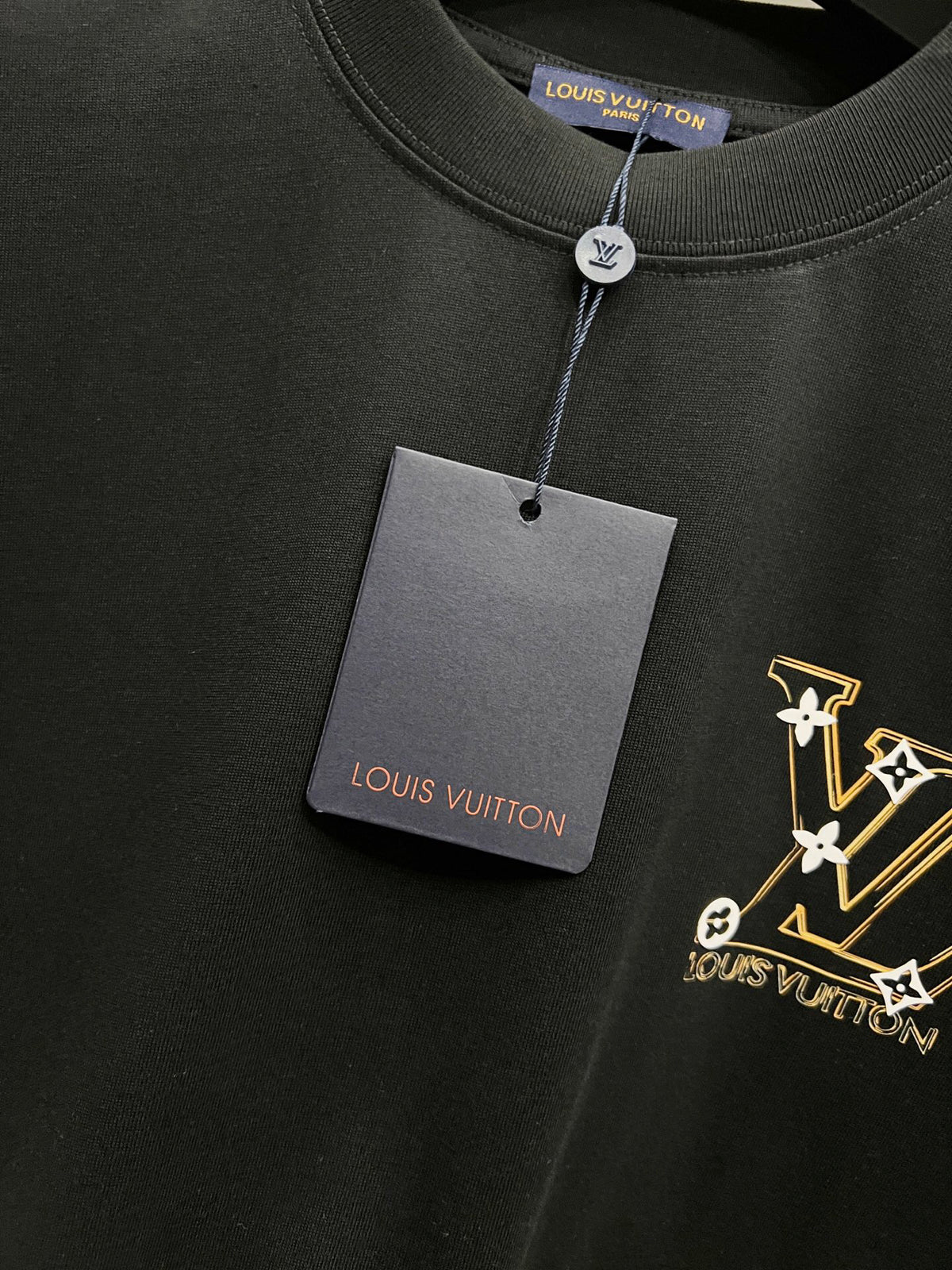 VV T-shirt 26041401