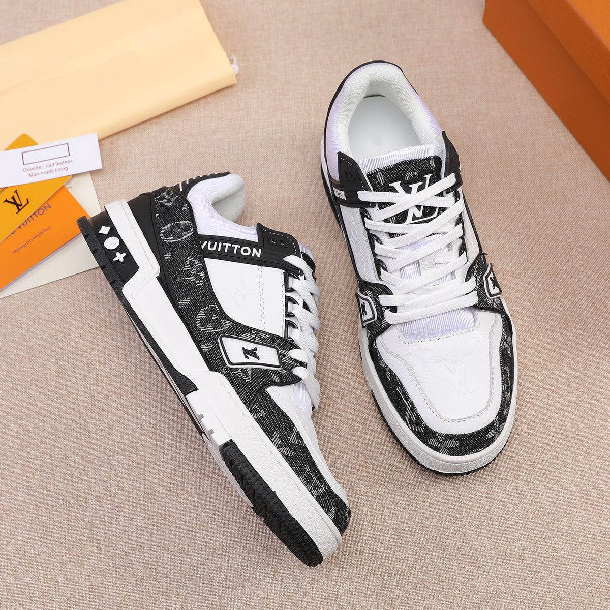 Men's Fashion Luxury Multicolor V Logo Sneakers