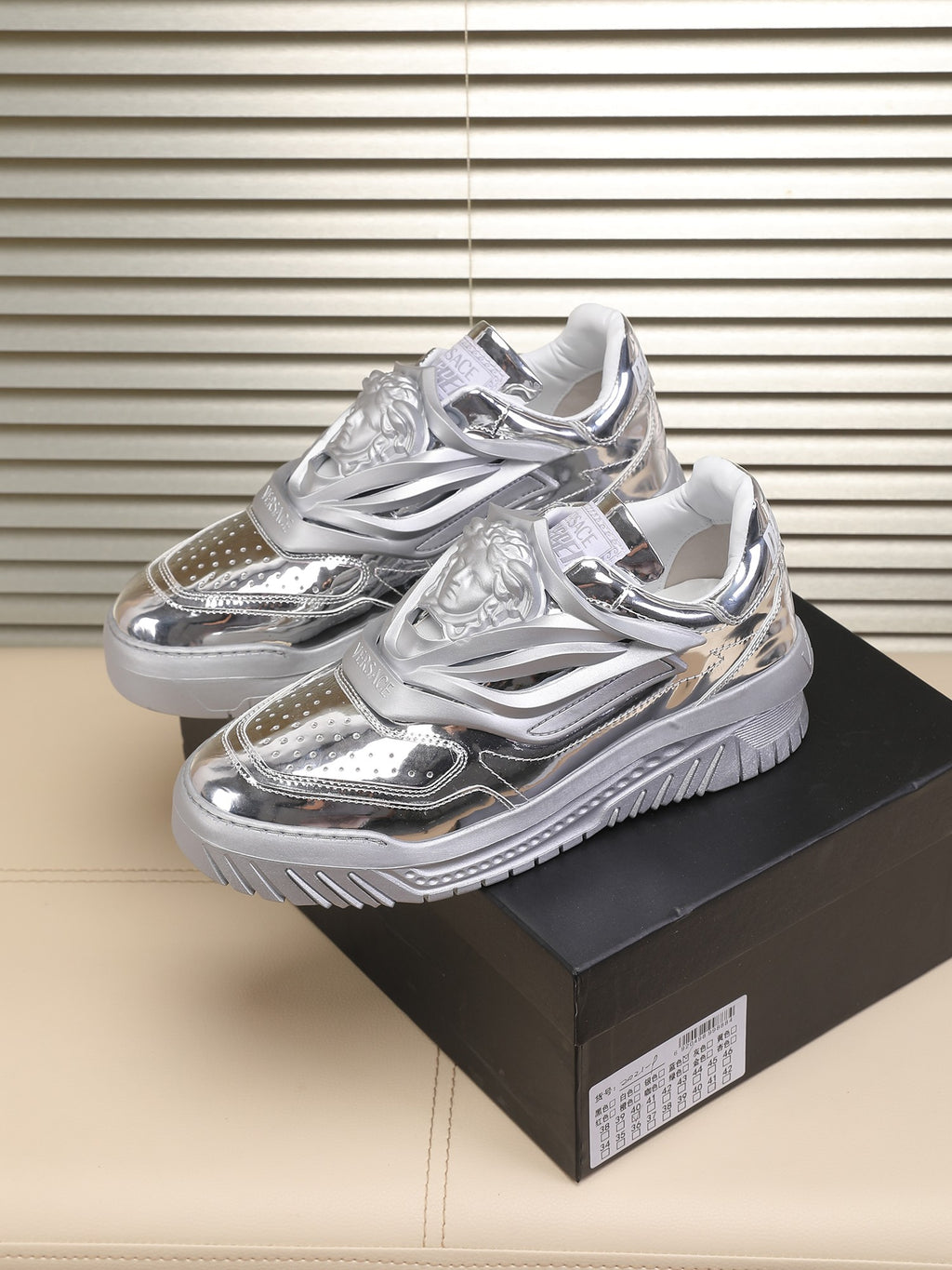 VS Sneakers 1825061911