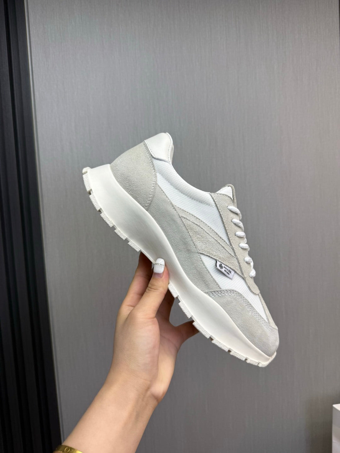 PR sneakers 1826051901