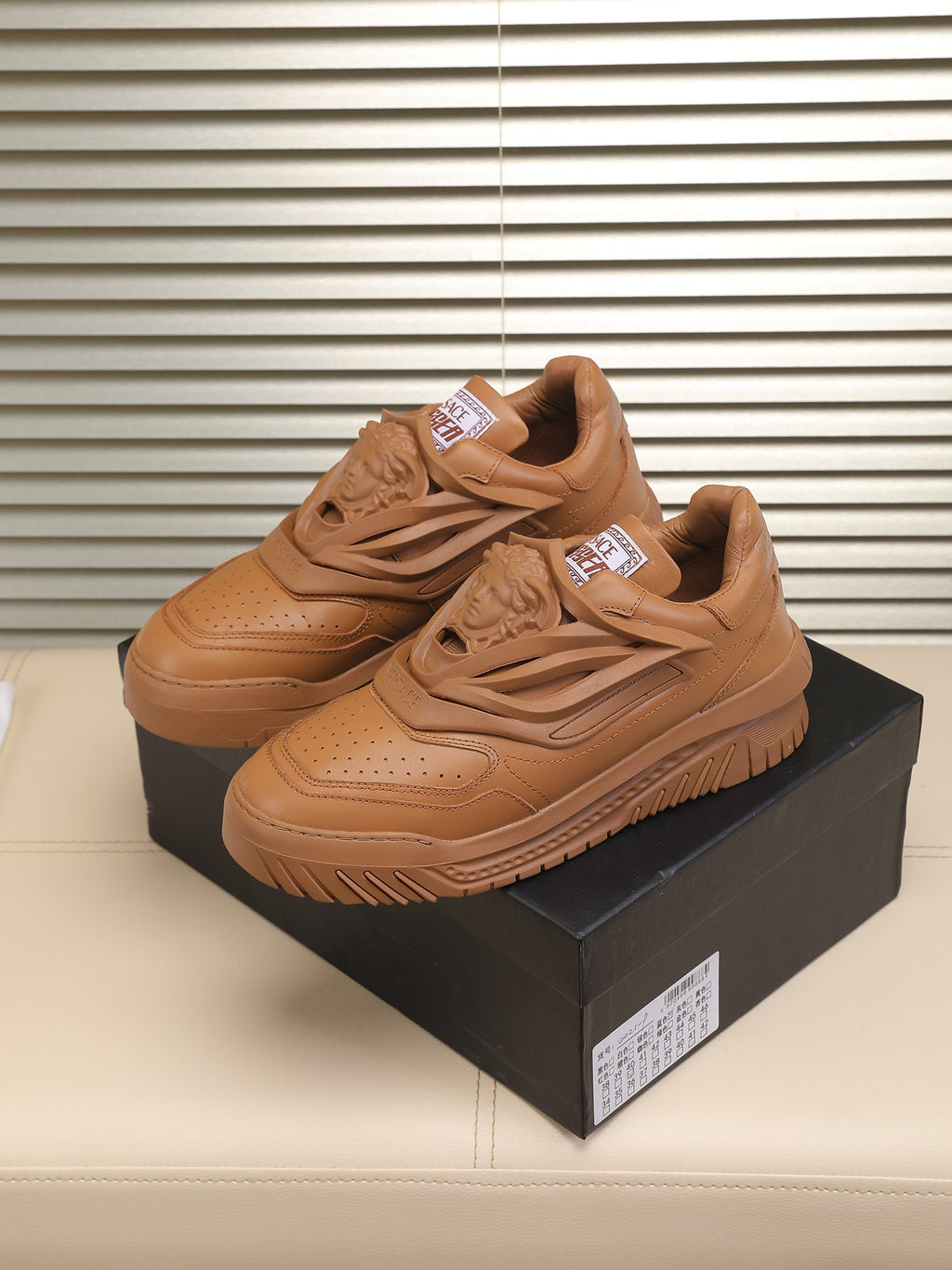VS Sneakers 1825061911