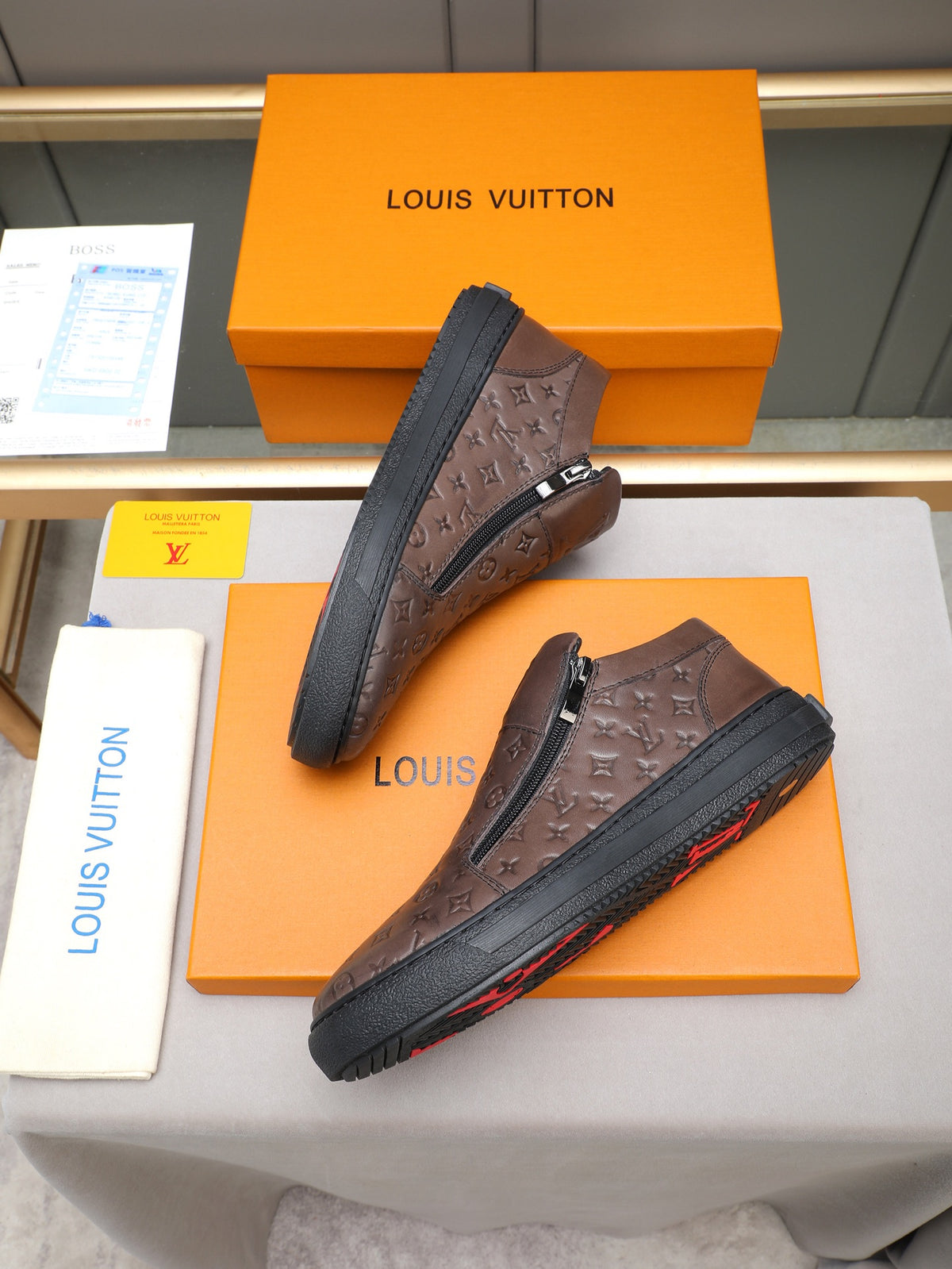 VV Zippered casual sneakers 1825122511