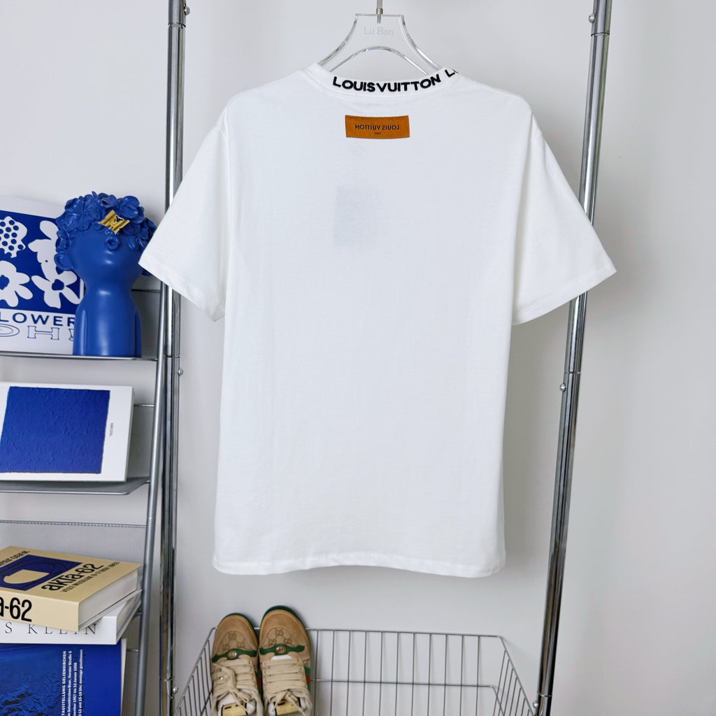 VV Embroidered leather logo T-shirt 1825042507