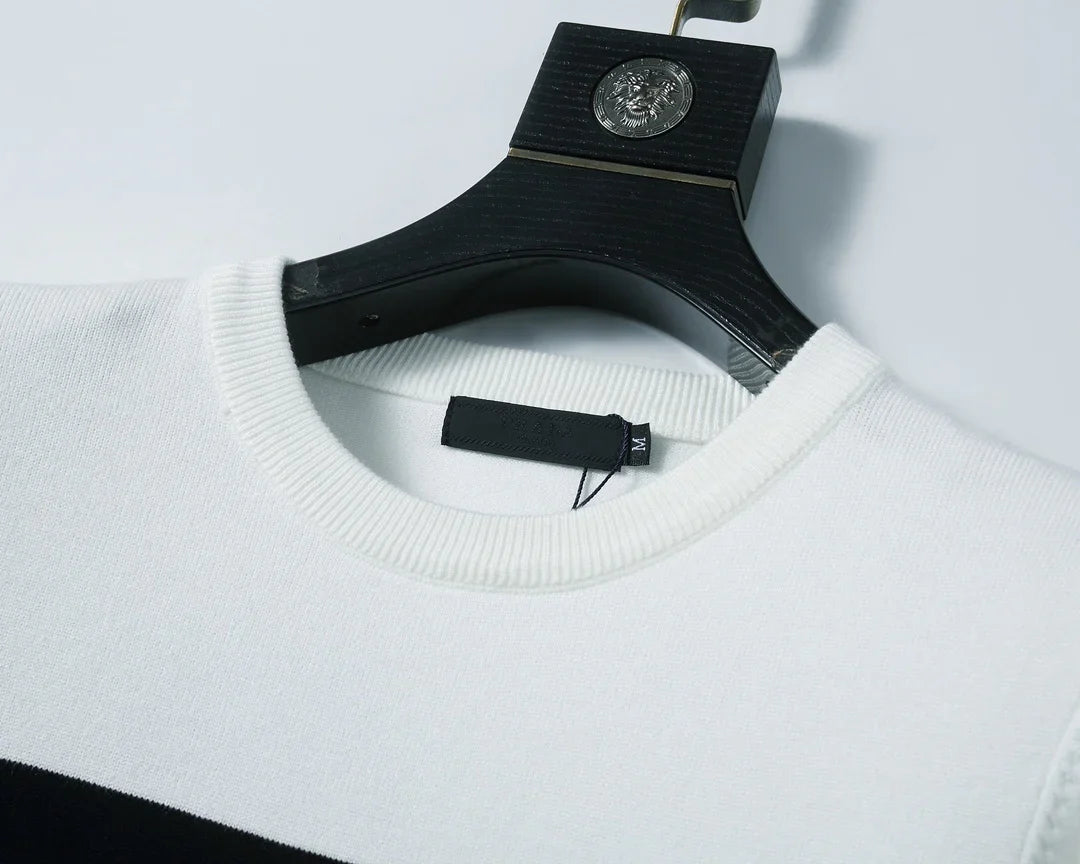 Handsome men's casual sweater 1024092440