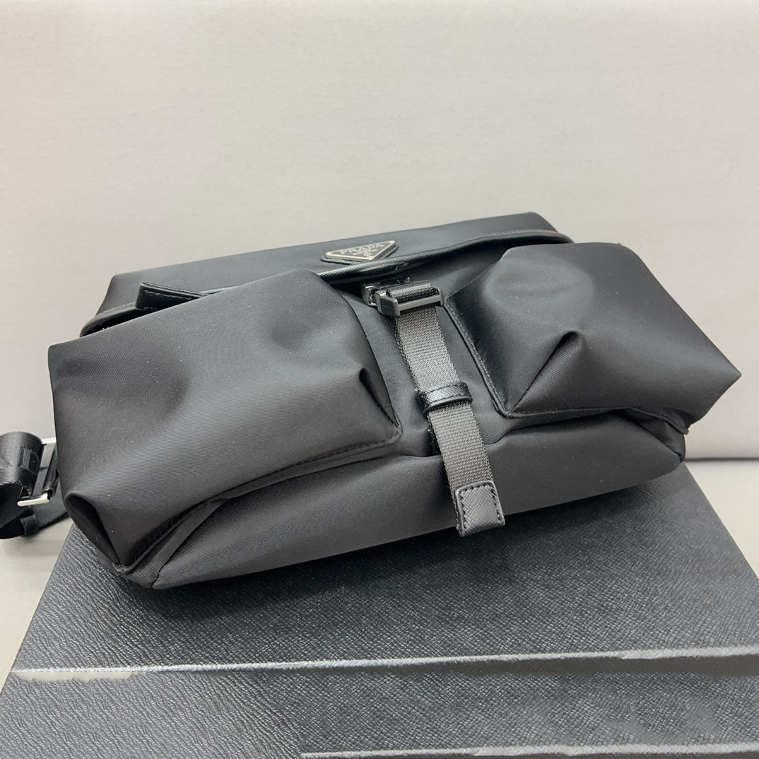PR Re-Nylon Waist bag Chest bag 1824082603