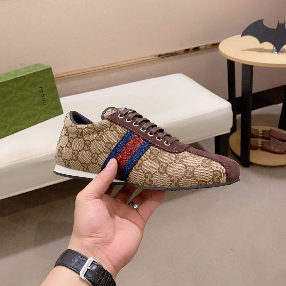 Classic letter presbyopia fashion casual sneakers 1824080302