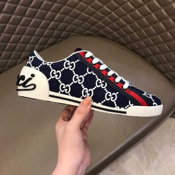 2G Retro Low Top Casual Shoes 01