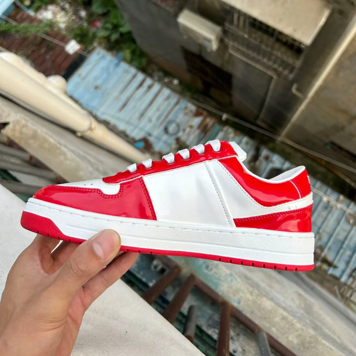 P New Women's and Men's Shoes Casual Shoes Triangle Buckle Lace-up Sneakers 1024060508