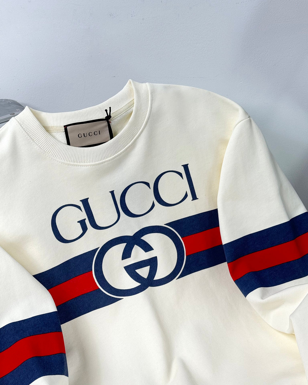 GUI 24ss red and blue striped print sweatshirt 1824102213