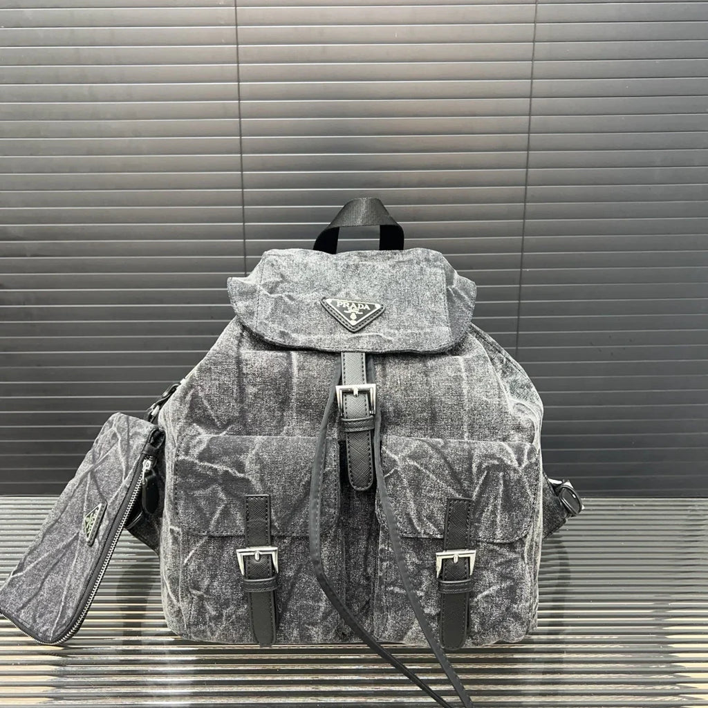 New versatile nylon cloth backpack 1024111206