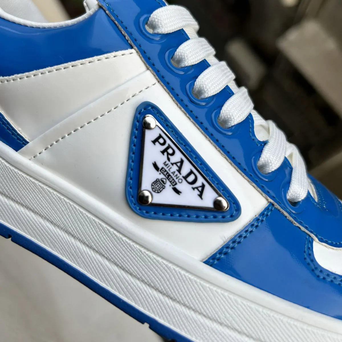 P New Women's and Men's Shoes Casual Shoes Triangle Buckle Lace-up Sneakers 1024060508