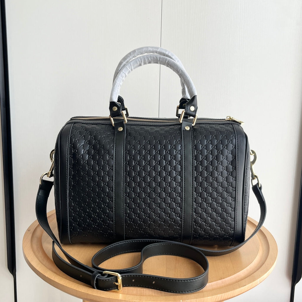 GUI Classic Boston Pillow Bag 1824120903