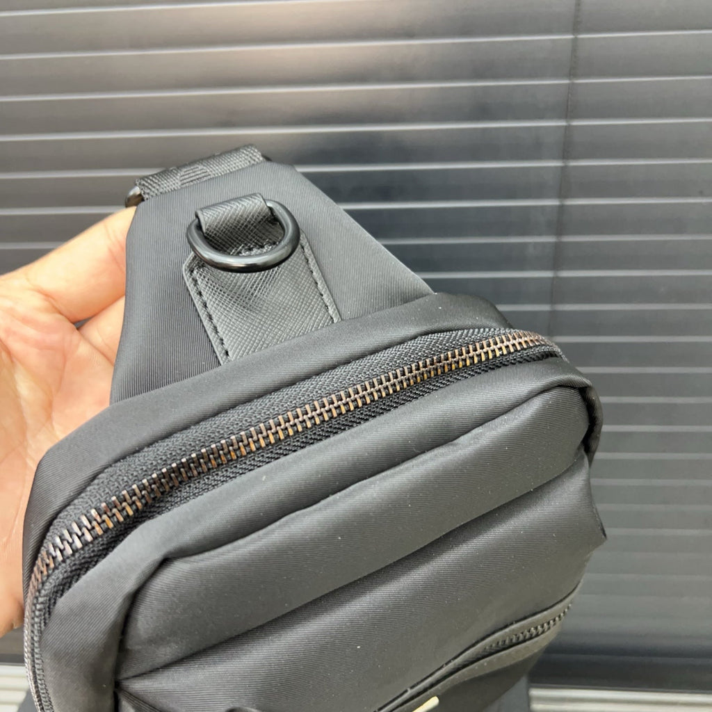 PD Canvas Nylon Chest Bag 1825111303