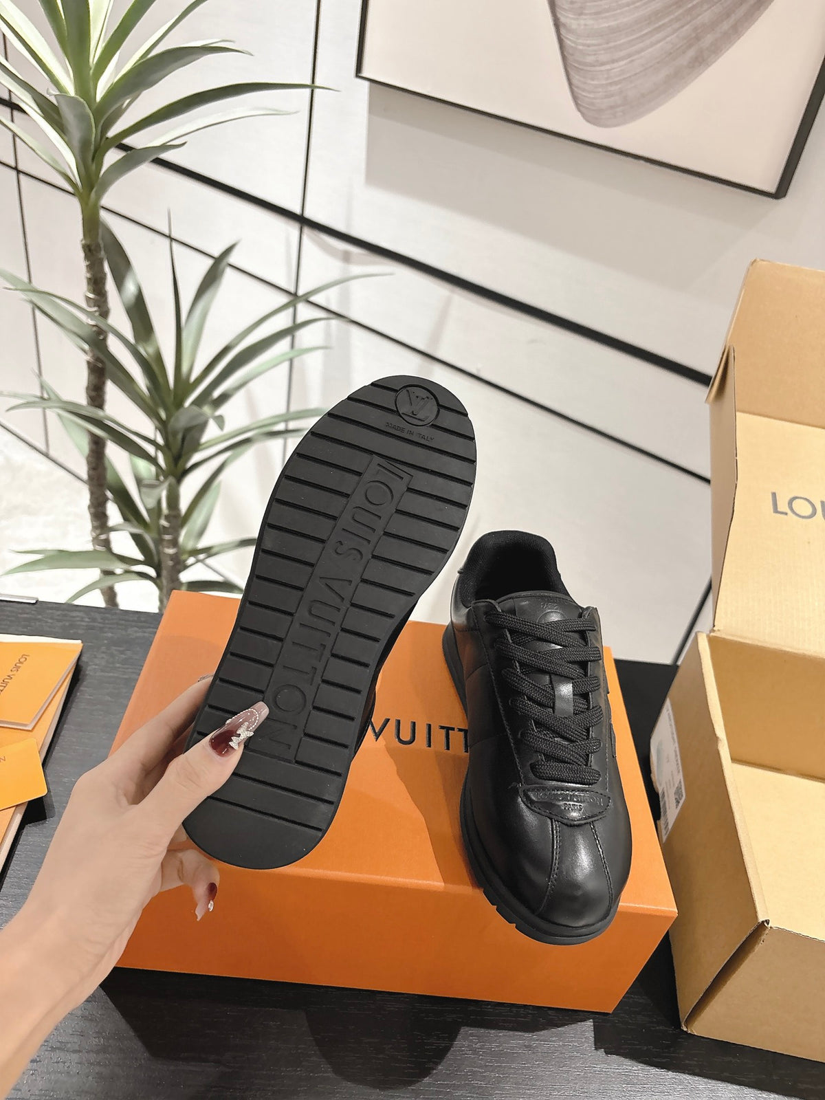 VV Sneaker 1825060605