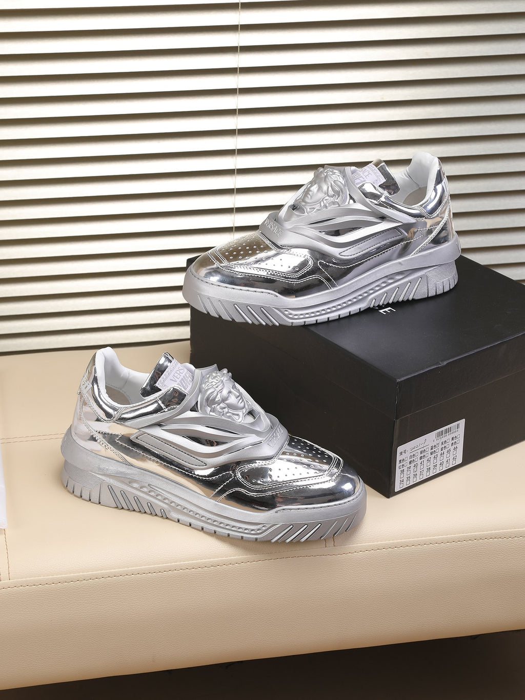 VS Sneakers 1825061911