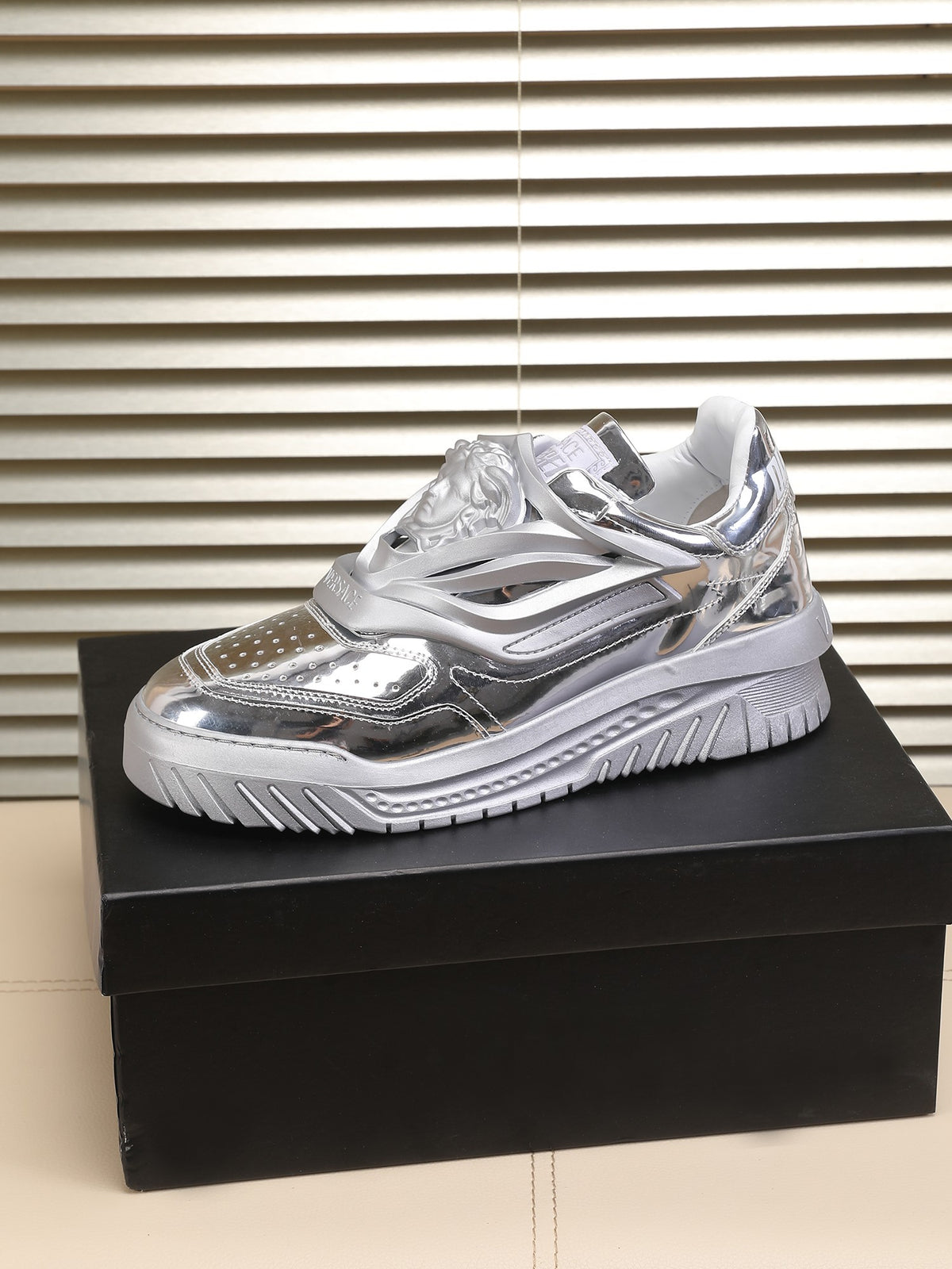 VS Sneakers 1825061911