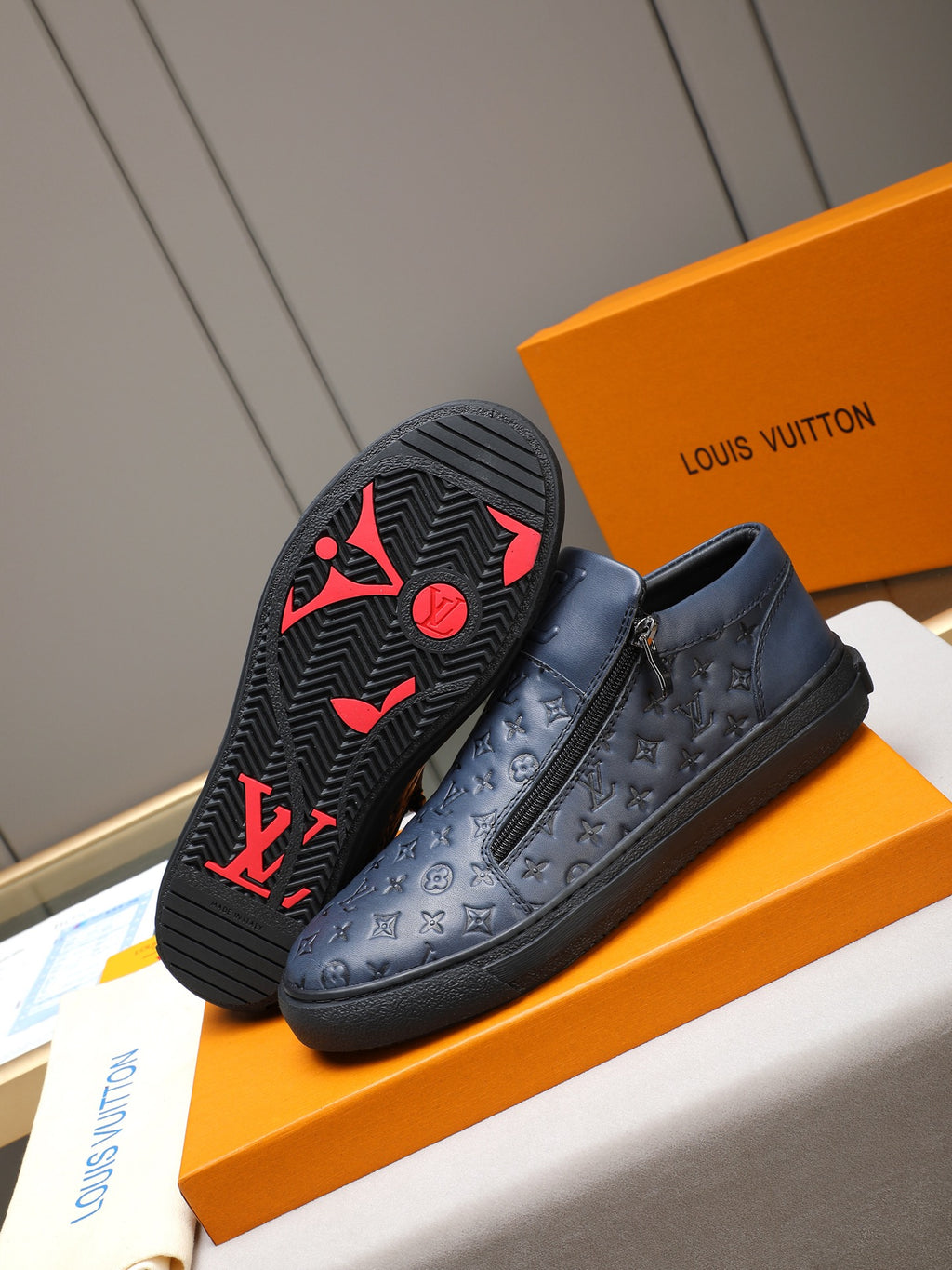 VV Zippered casual sneakers 1825122511