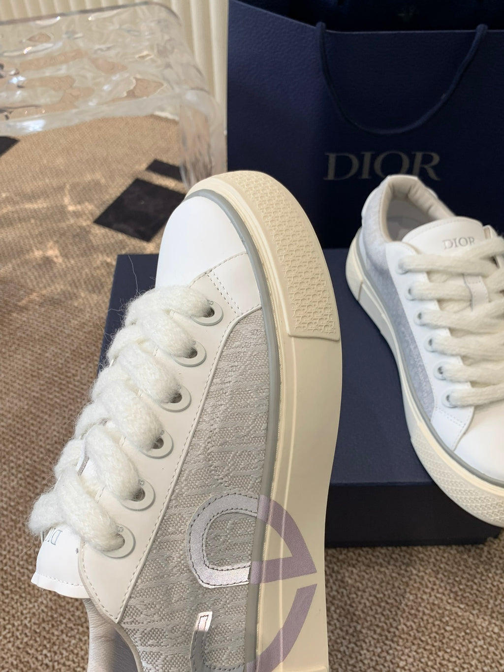 CD Diamond canvas shoes 1825120104