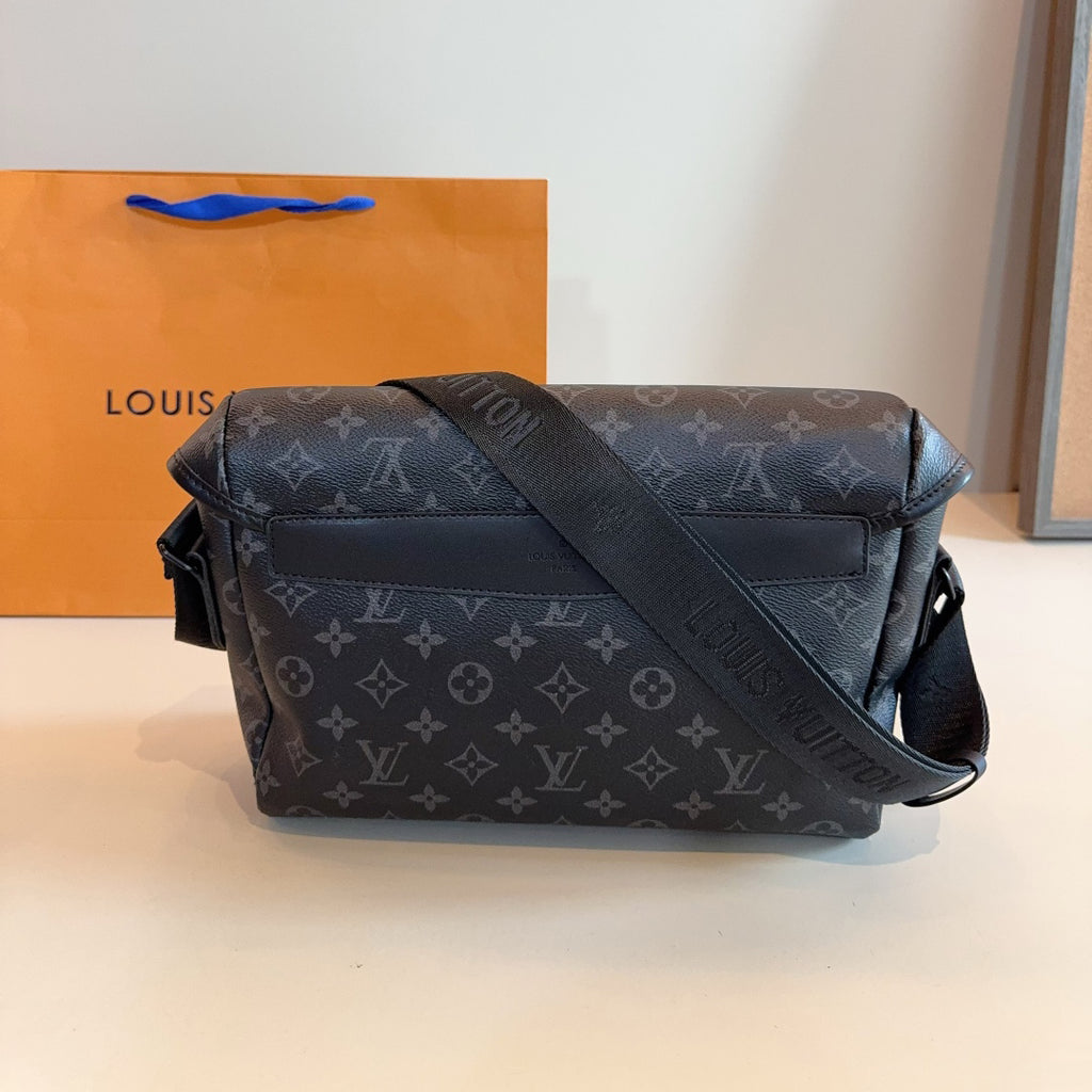 New Classic Vintage Postman Bag for Men 1024072901