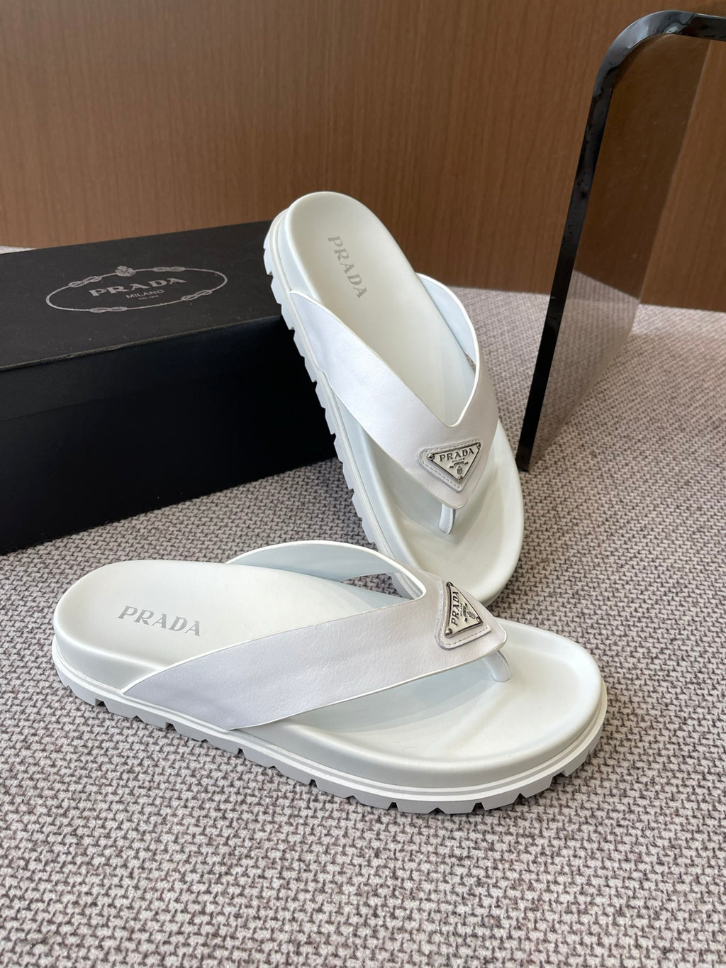 PR  slippers 1825052024