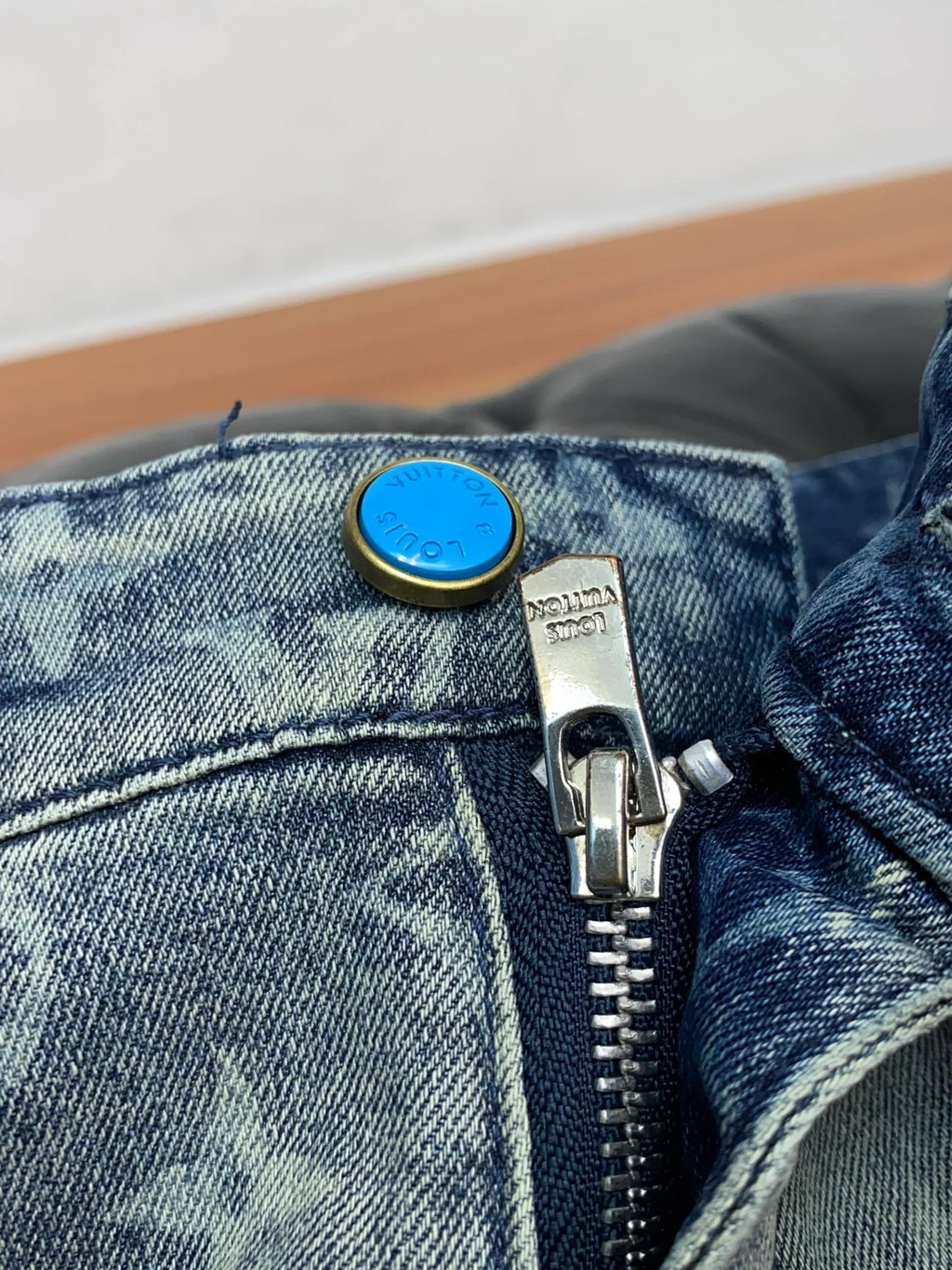High-Quality Best-Selling Jeans 1026063022