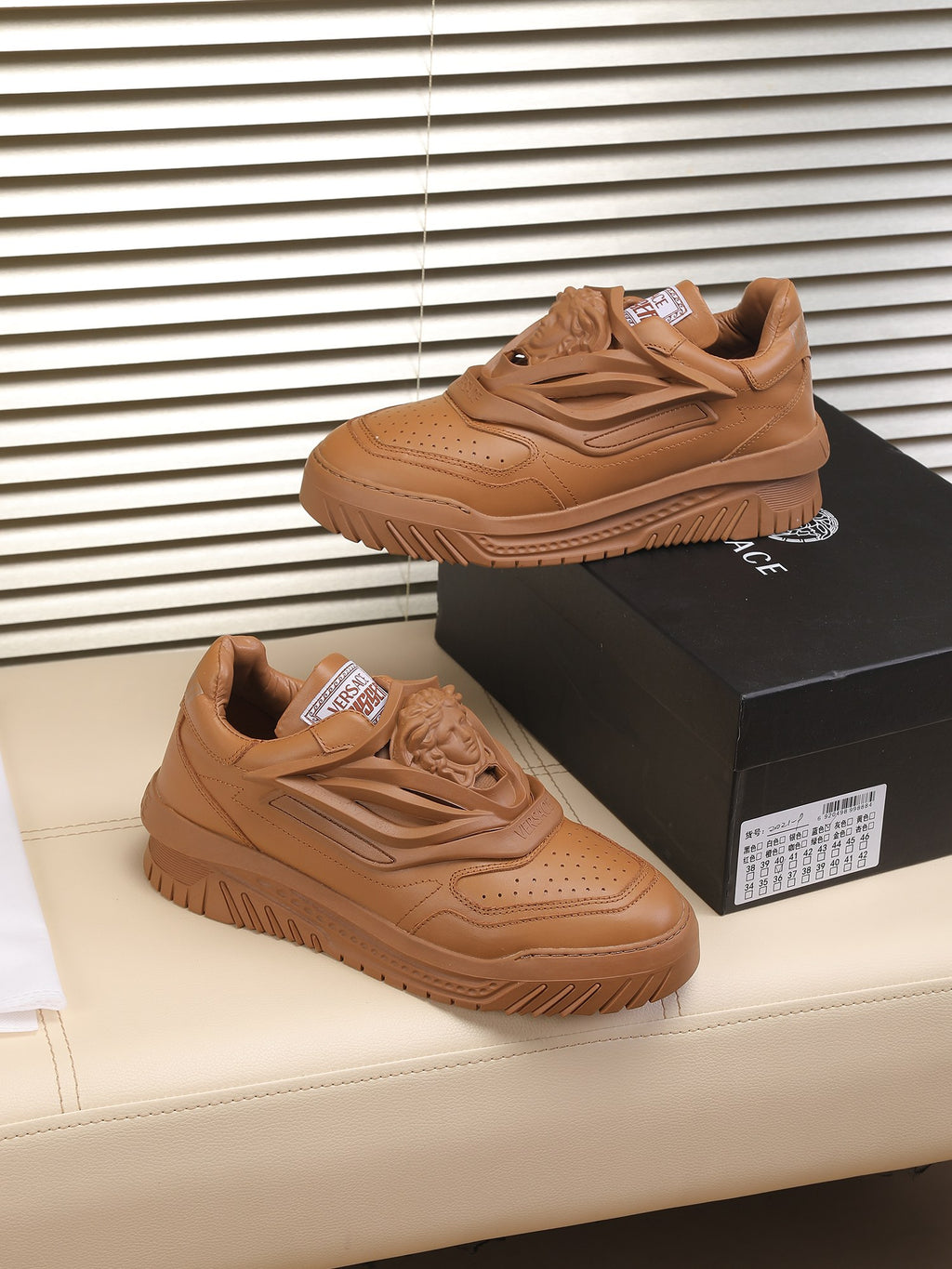 VS Sneakers 1825061911