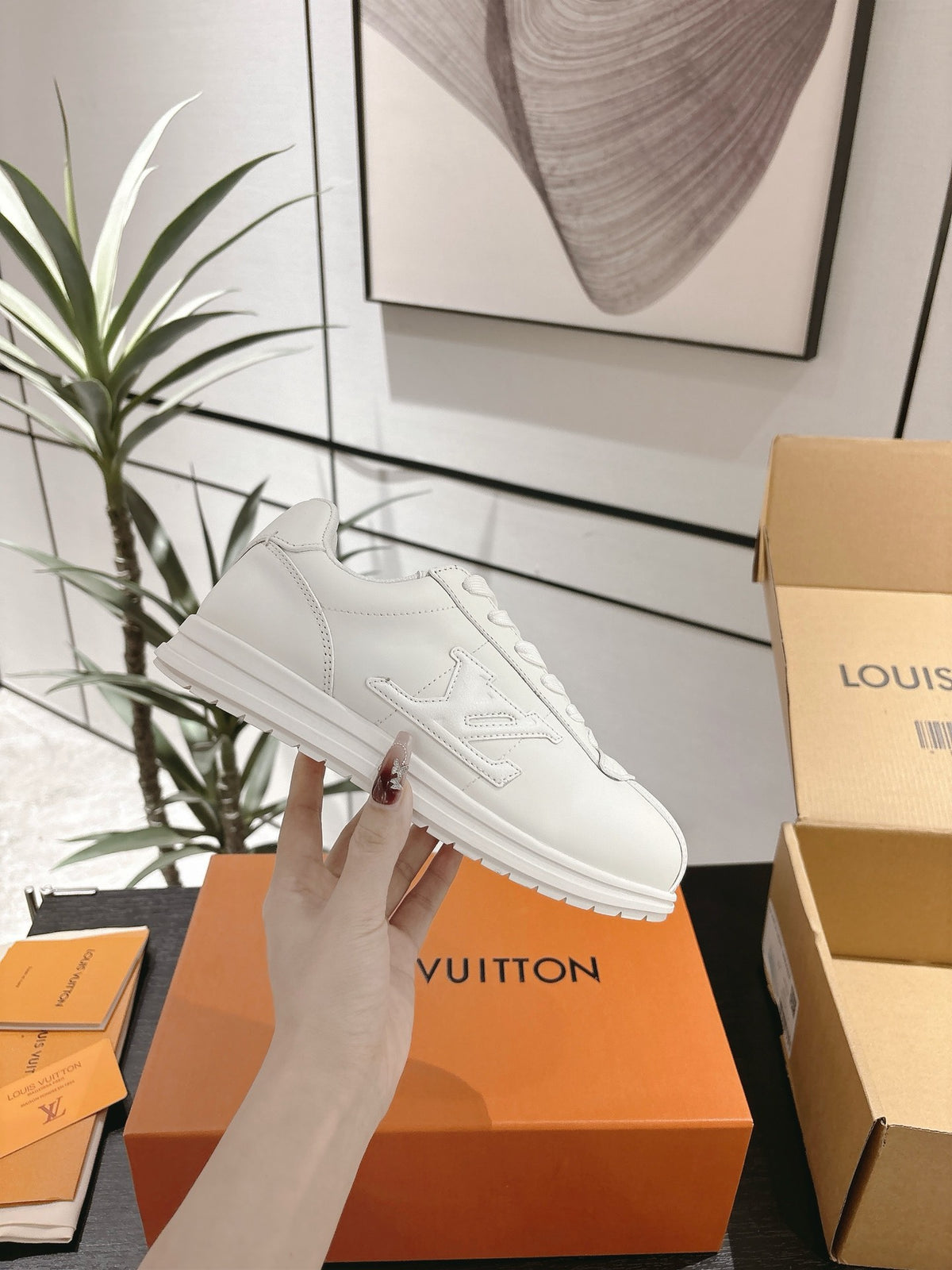VV Sneaker 1825060605