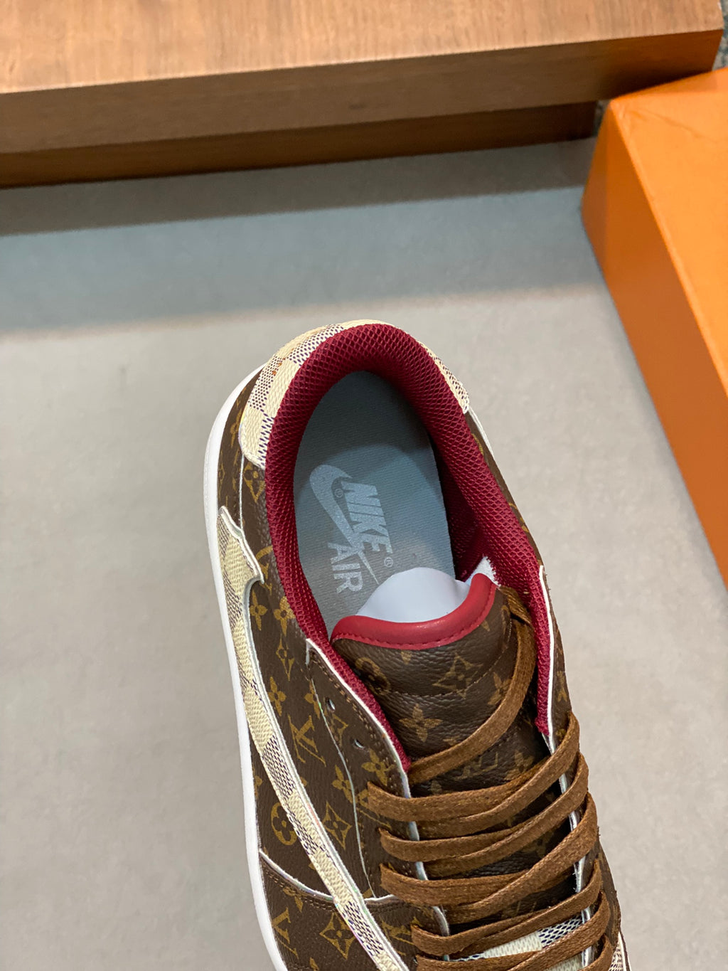 V&N Collaboration Sneakers 1826012307