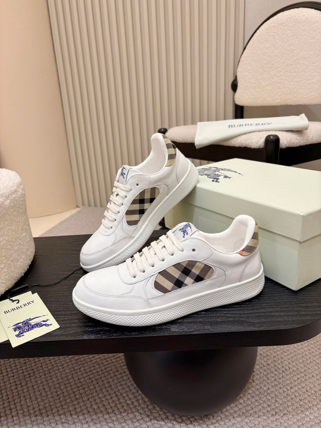 TB Unisex Sneaker 1825120502