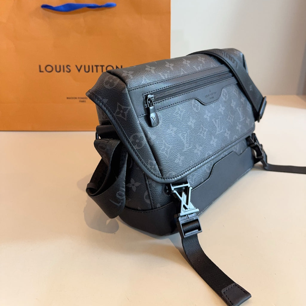 New Classic Vintage Postman Bag for Men 1024072901