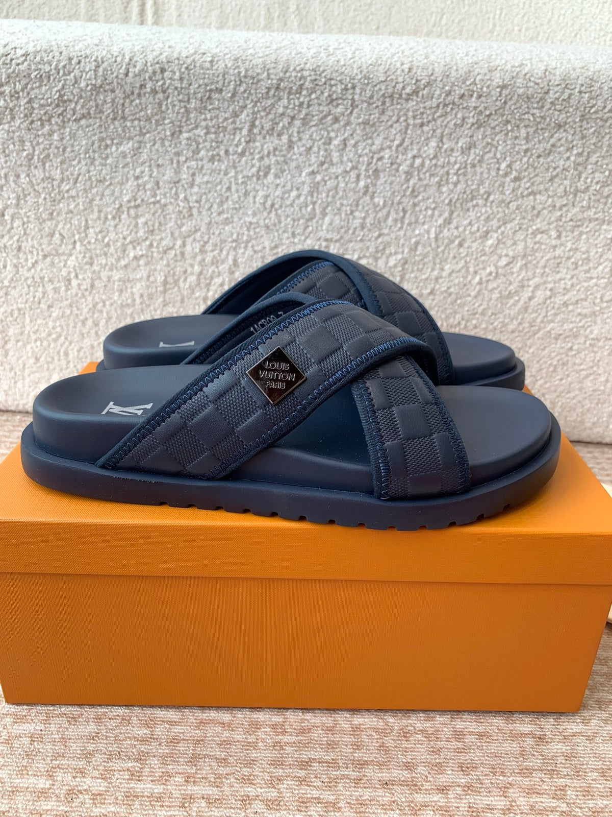 VV Beach slippers 1825052202