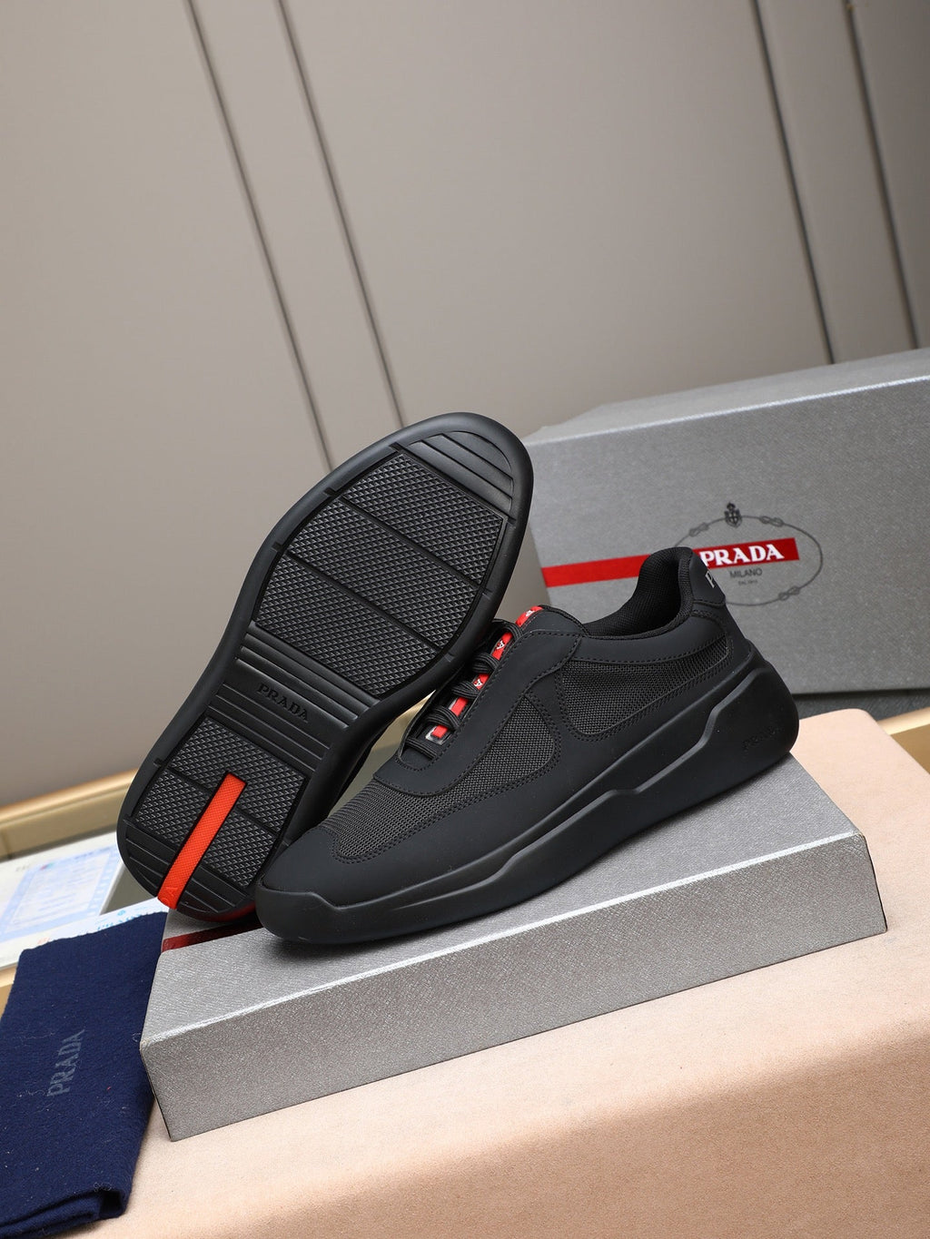 PR sneakers 1826051403