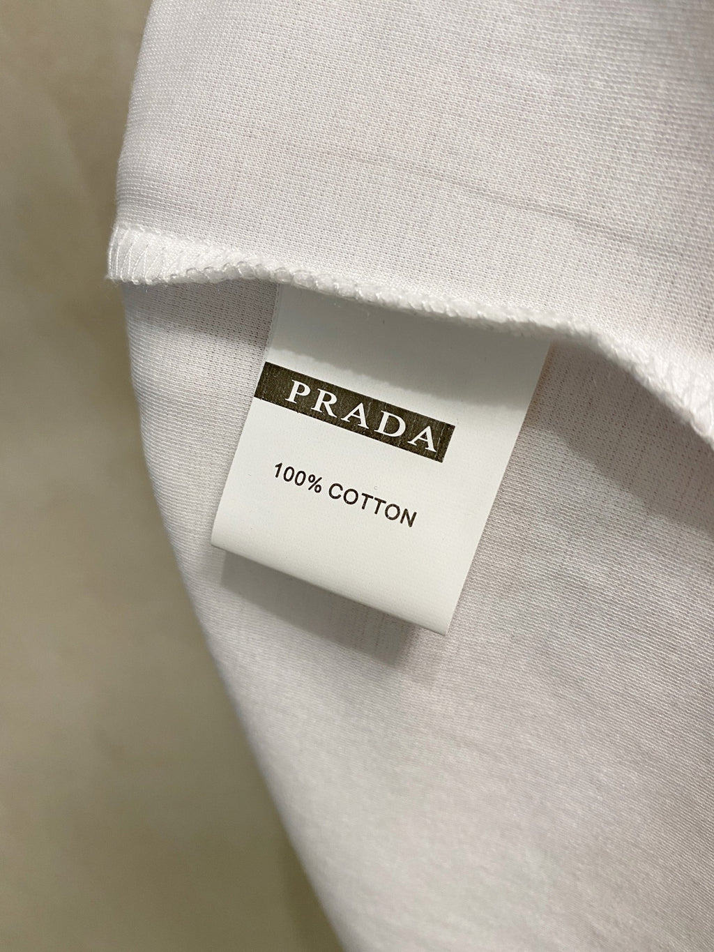PR Neckline + Embroidered logo T-shirt 1826052701
