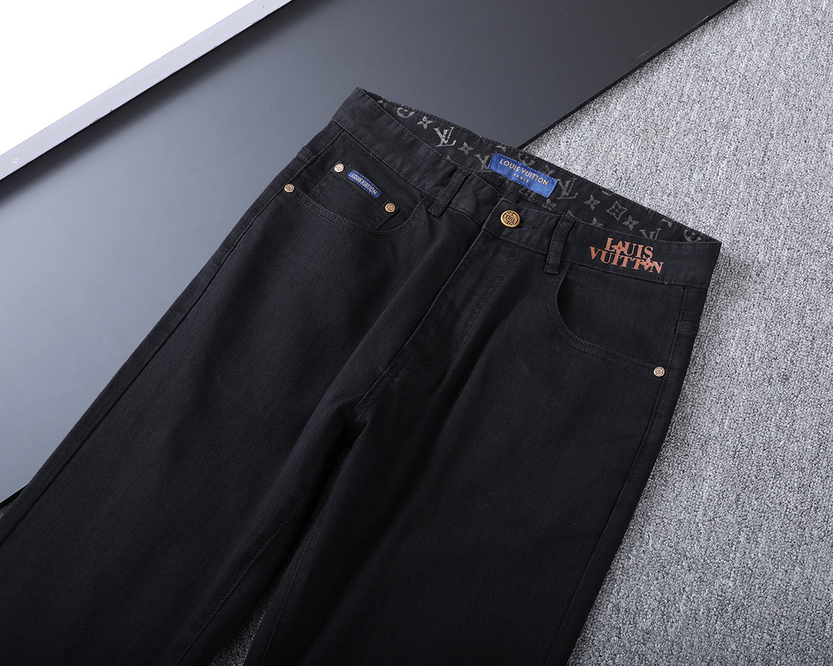 VV New slim-fit straight leg jeans 26031106