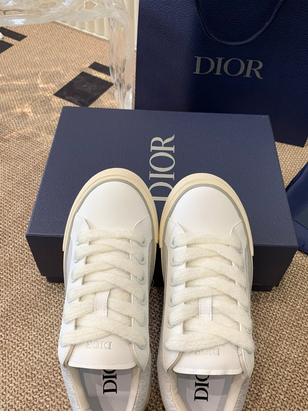 CD Diamond canvas shoes 1825120104