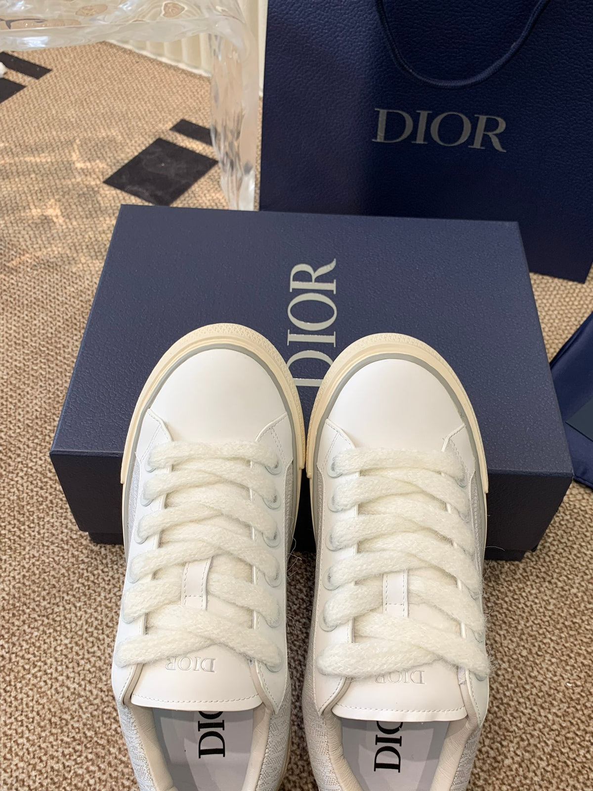 CD Diamond canvas shoes 1825120104