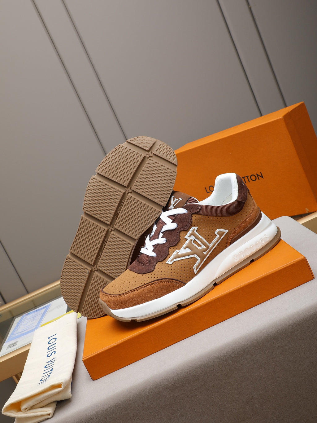 VV sneakers 1825122507