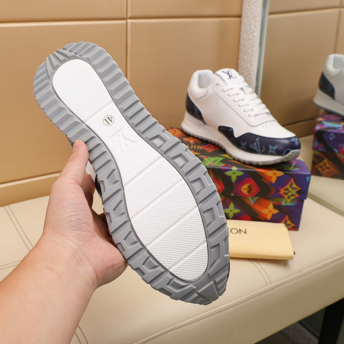 VV RUN AWAY sneaker 1825052111