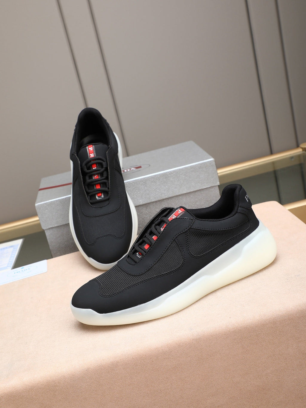 PR sneakers 1826051403