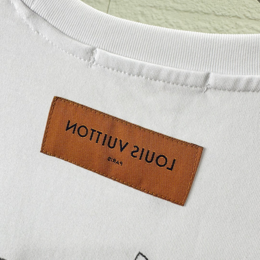VV Embroidery letters T-shirt 1825060603