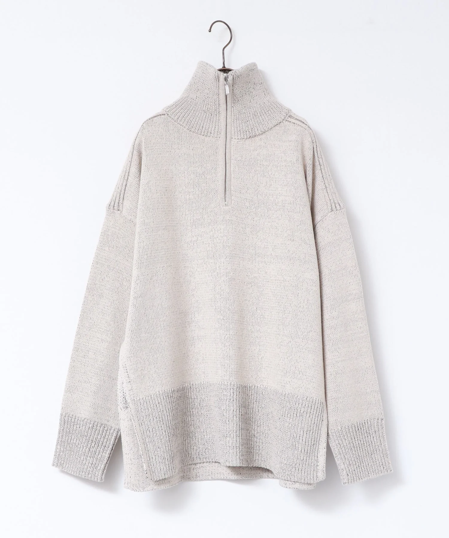 ハーフジップハイネックニット