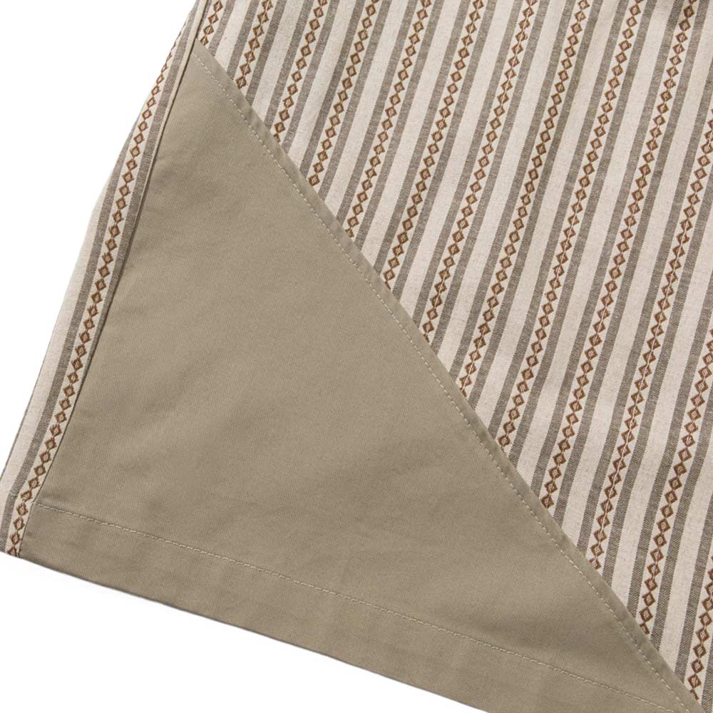 レトロ風ジオメトリックストライプニットシャツ半纏風