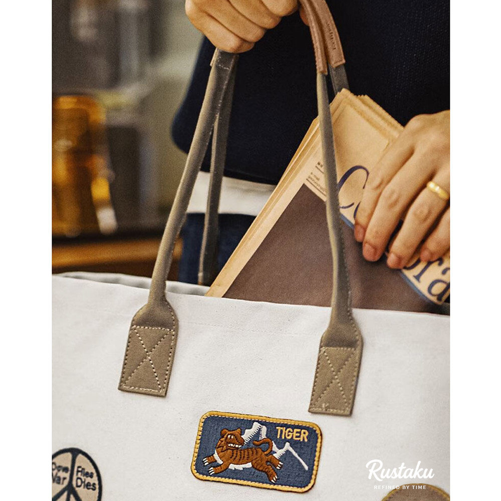 レトロ風刺繍ワッペン付き 　バイカラーキャンバストートバッグ